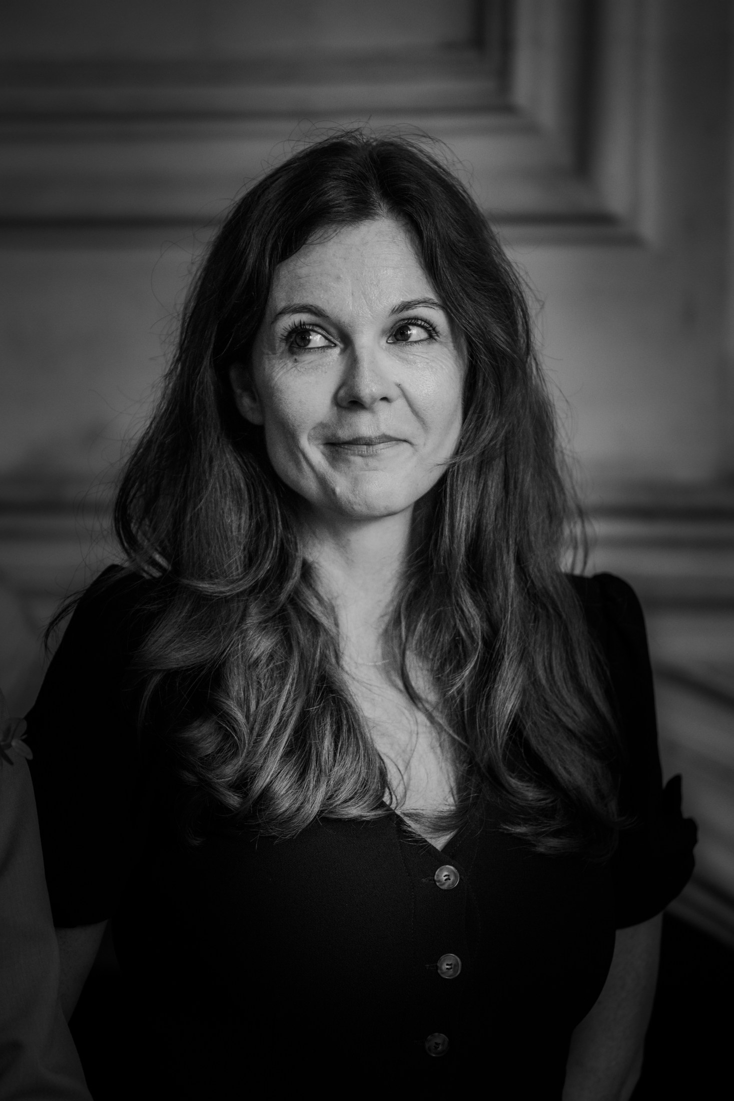 Portrait d’une invitée en noir et blanc — Florent Leca