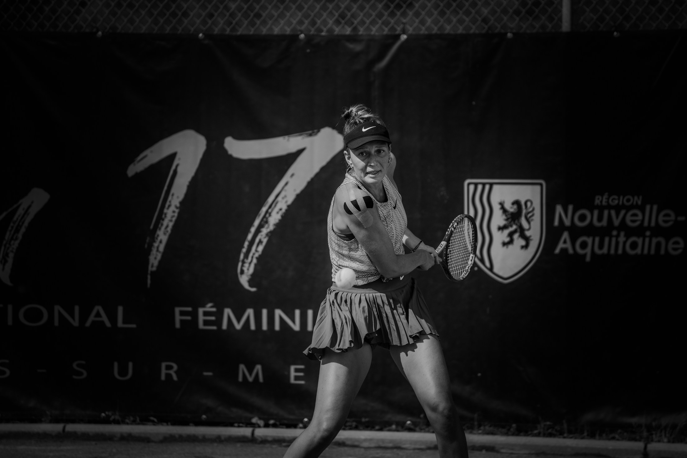 Préparation du revers, regard sur la balle — Florent Leca